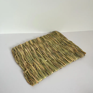 Tapis d'herbe de lapin naturel tapis de sieste à grignoter tapis de nid de lit pour animaux de compagnie lapins jouets à mâcher pour hamsters perroquet lapins hérisson cochon d'inde poussin - Product Image 2