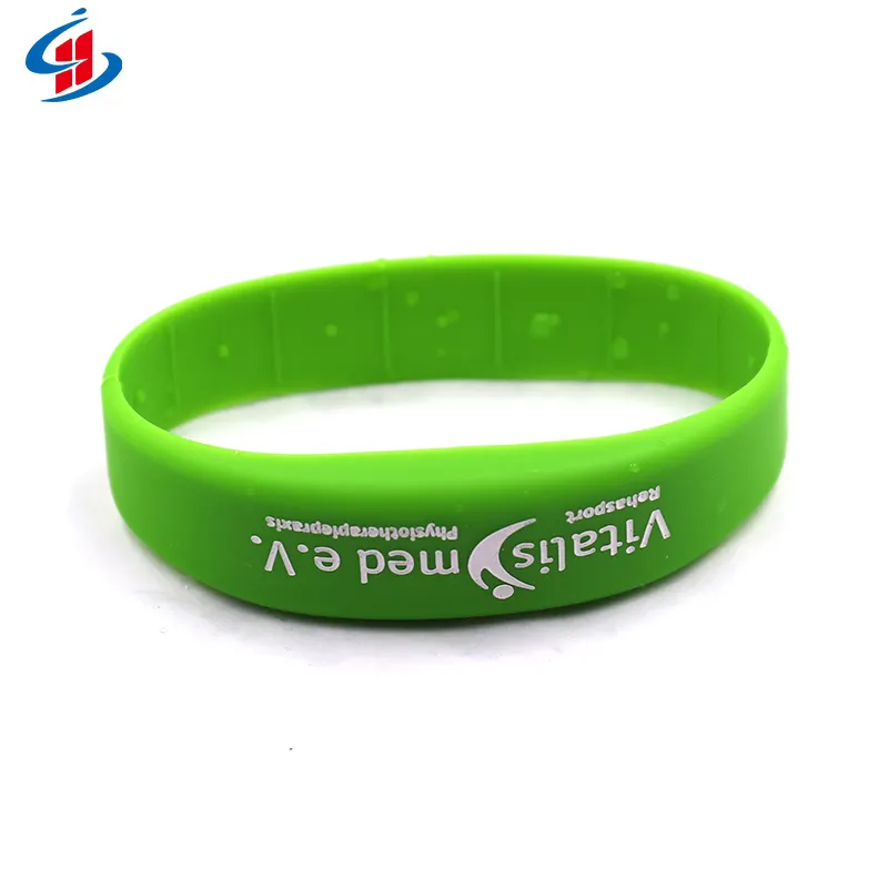 공장 가격 Pulsera 실리콘 Azul RFID 13.56 재사용 가능한 편안한 실리콘 NFC 팔찌 티켓