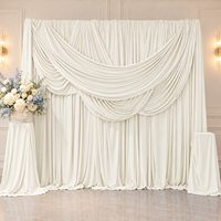 Rideaux plissés en soie de lait de luxe en gros pour toile de fond de mariage, décoration de scène d'événements et de fêtes