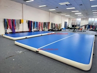 Grand tapis de gymnastique gonflable Airtrack à prix d'usine à usage domestique côtés en PVC de carbone