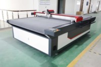 Machine de découpe de tissu multicouche industrielle automatique CNC pour tissu de vêtement prix d'usine pompe moteur composants de noyau de moteur