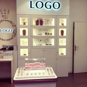 Vitrine pour 30 pièces de bijoux, présentoirs pour bijoux, vitrine complète pour magasin, conception d'usine pour les 500 meilleures entreprises OEM au monde - Product Image 1