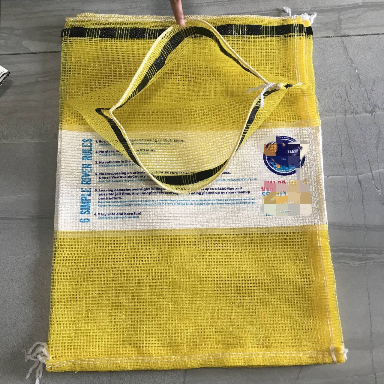 Jaune