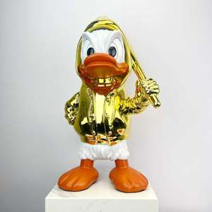 Sculpture d'art pop en résine personnalisée en gros, bouteille de champagne <span class=keywords><strong>Donald</strong></span> Duck, décoration intérieure, statue de <span class=keywords><strong>Donald</strong></span> Duck avec deux bouteilles - Product Image 5