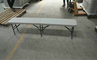 Tables pliantes de pique-nique rectangulaires en plastique blanc pour fête intérieure et extérieure
