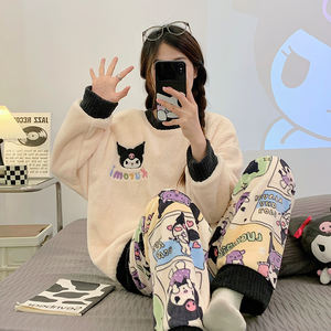 Conjuntos de ropa de dormir 2025 Otoño Invierno pijamas de franela mujer lindo estudiante de dibujos animados <span class=keywords><strong>pijama</strong></span> de cuello redondo <span class=keywords><strong>traje</strong></span> de lana Coral - Product Image 1