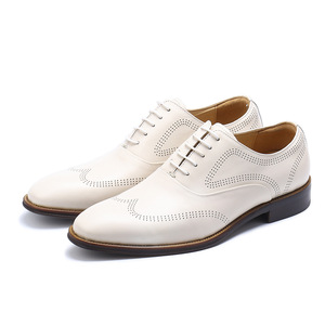 Zapatos Oxford de Cuero Genuino de Alta Gama, Estilo Británico, Formales para Negocios, con Punta en Pico, Hechos a Mano, con Cordones, para Novio, Siempre a la Moda - Product Image 1