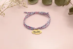 Bracelet en Tissu <span class=keywords><strong>Cordon</strong></span> <span class=keywords><strong>Liberty</strong></span> Personnalisé, Médaille Prénom Gravée, Bracelet Fleuri Coloré, Cadeau pour Maman - Product Image 3