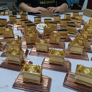 Prix de gros d'usine, <span class=keywords><strong>boîte</strong></span> <span class=keywords><strong>à</strong></span> bijoux Judaica, <span class=keywords><strong>boîte</strong></span> <span class=keywords><strong>à</strong></span> bijoux, arche de l'<span class=keywords><strong>alliance</strong></span>, arche de l'<span class=keywords><strong>alliance</strong></span>, grande - Product Image 1