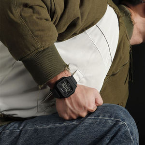 นาฬิกาข้อมือผู้ชาย NAVIFORCE 7137 คุณภาพสูง ดีไซน์สปอร์ต หน้าจอ LCD กันน้ำ 50 เมตร พร้อมฟังก์ชั่นนาฬิกาปลุก จับเวลา ไฟแบ็คไลท์ ตัวเรือนทรงเหลี่ยม ดีไซน์โดดเด่น - Product Image 3