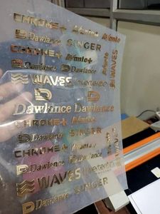 Les meilleurs autocollants en métal durable peuvent être personnalisés avec des logos et du texte Autocollant en métal plaqué argent Toute forme personnalisée - Product Image 2