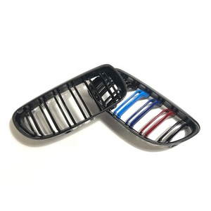 Impresión de transferencia de agua M Color Línea doble Red de coche Parachoques delantero Rejilla de malla para <span class=keywords><strong>Bmw</strong></span> <span class=keywords><strong>3</strong></span> Series E90 - Product Image 1