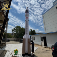 Modèle de fusée gonflable de 8m de haut pour la décoration d'activité d'exposition d'espace de musée