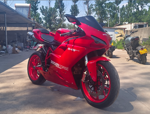 Motocicleta Deportiva <span class=keywords><strong>Ducati</strong></span> 848 EVO Usada, 848cc, Refrigerada por Agua, Apta para Conductores Experimentados, Ahorro de Combustible, Motocicleta de Lujo - Product Image 1