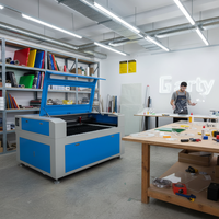 Nouvelle machine de gravure laser numérique automatique compatible avec l'acrylique, épaisseur de coupe de 0 à 10 mm, respectueuse de l'environnement et économe en énergie