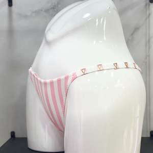 Women's Printed Underwear, Comfortable Low Waisted Side Loop Buckle T Pants Thong High-End Underwear Triangle Pants - Product Image 5