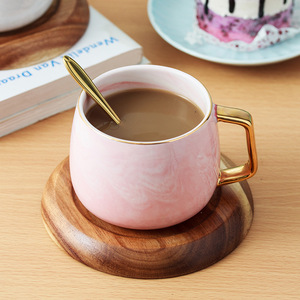 Yeni tasarım Nordic mermer desen gri pembe sütlü içecek su seramik kahve kupa çay bardağı altın kolu ile - Product Image 5