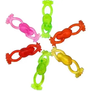 Venta caliente TPR Material Animal Elástico Flying Sticky Slingshot Rana Juguetes para niños