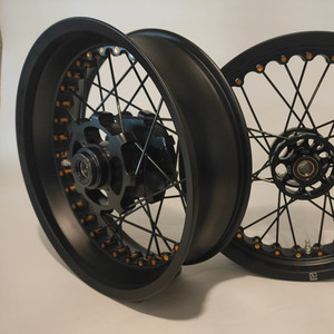 Roues de route sans tube de <span class=keywords><strong>moto</strong></span> Bobber 1200 à disque en carbone pour TPIUMPH - Product Image 6