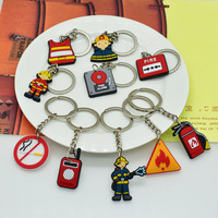 Porte-clés Pendentif Pompier en PVC Dessin Animé 911, Vente en Gros, Logo Personnalisé, Breloque de Sac, Souvenir, Petit Cadeau DIY, Ornement