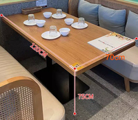 Combinaison de table et de chaise à usage commercial ensemble de chaise et de table de restaurant en rotin en bois massif rétro