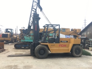 Used TCM FD160 Diesel <b>Forklift</b> 16 Ton <b>Manual</b> 4WD Rough Terrain Hot Sale - Product Image 5
