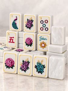Juego de Mahjong Americano de Acrílico de Lujo con Diseño Floral de Pavo Real, Juego de Mesa Decorativo, Regalo - Product Image 1