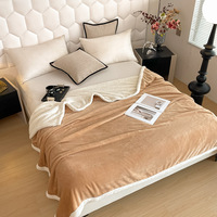 Offre Spéciale 100% Polyester King Sherpa flanelle jeter tissé Double couche moelleux couverture couleur unie épais hiver literie pour la maison