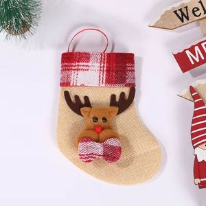Calcetines de tela suave con lentejuelas navideñas, decoraciones colgantes para bolsas de regalo, dulces creativos de dibujos animados para niños, impresos por transferencia térmica - Product Image 3
