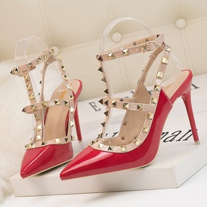 Chaussures à talons hauts pointus <span class=keywords><strong>sexy</strong></span> pour femmes, sandales à talons aiguilles à boucle et clous, grande taille, chaussures de mariage pour femmes - Product Image 1