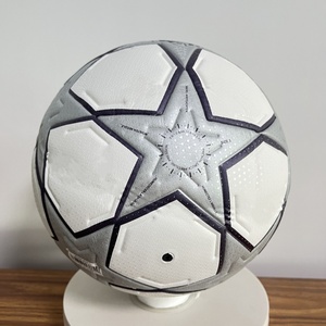 Palloni da <span class=keywords><strong>calcio</strong></span> 2026: Pallone Star Ball in stock, palloni da <span class=keywords><strong>calcio</strong></span> color argento-grigio, <span class=keywords><strong>schema</strong></span> classico, pallone da <span class=keywords><strong>calcio</strong></span> di alta qualità per partite - Product Image 4