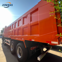 Camion benne basculante diesel SINOTRUK HOWO 8X4 12 roues d'occasion 351-450HP 10-15T Euro 2 avec caméra de recul pour le transport minier et les carrières