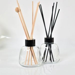 Bottiglia di diffusore di olio essenziale di profumo ricaricabile da 100ml con coperchio in legno rotondo a forma di mela bottiglia di diffusore di vetro vuoto chiaro - Product Image 6