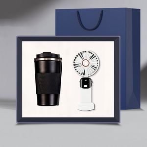 Práctico Set de Regalo Electrónico con Taza de Café y Ventilador con Logotipo Personalizado para Eventos Empresariales y Conferencias - Product Image 1