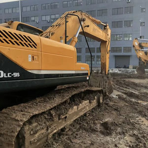 Excavatrice sur chenilles hydraulique d'occasion certifiée, fabriquée en Corée, Hyundai 330LC-9S, capacité de la benne de 1,38 m, puissance de 200 kW, 33 tonnes - Product Image 3