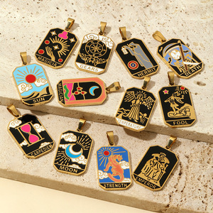 E618 Französischer Retro-<span class=keywords><strong>Tarot</strong></span> Edelstahl-Anhänger Buntes Emaille Narrenkönig Sonne Mond Edelstahl-Schmuck - Product Image 2