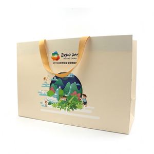 Large Shopping Packing <b>Bags</b> Wholesale 250 Gsm Art <b>Paper</b> <b>Bag</b> for Clothes - Product Image 1