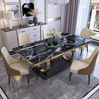 Ensemble de table et chaises de salle à manger rectangulaire en marbre de luxe léger avec pieds en métal, mobilier moderne pour villa