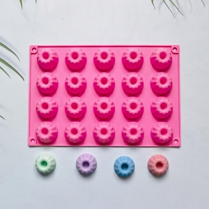 แม่พิมพ์ซิลิโคนสำหรับทำขนมเค้ก ช็อกโกแลต คัพเค้ก แบบใช้ซ้ำได้ 20 หลุม ขายส่ง - Product Image 5