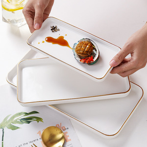 Assiette en céramique blanche de qualité supérieure avec bordure dorée pour la maison, le café, le thé de l'après-midi, les collations, les desserts, les services quotidiens et la décoration de table décontractée - Product Image 2