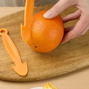Vente en gros 1 pièce Éplucheurs multifonctionnels d'orange, citron et pamplemousse, outil à fruits simple, pour une utilisation sûre et des mains propres - Product Image 5