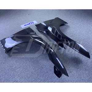 Listo para Enviar: Guardabarros Delantero de Fibra de Carbono Estilo Nismo con Ventilación, Tejido 3K/6K/12K y Protección UV para GT-R (R35) - Product Image 4