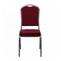 Chaises empilables commerciales en fer durable avec coussin en mousse haute densité pour mariages, événements de restauration, banquets, hôpitaux, parcs et extérieur