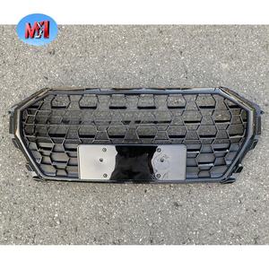 Griglia Frontale Stile RSQ3 in Plastica Premium M&I OEM 83G853651B per <span class=keywords><strong>Audi</strong></span> <span class=keywords><strong>Q3</strong></span> 19-23, Look Aggressivo Nero Lucido - Product Image 3