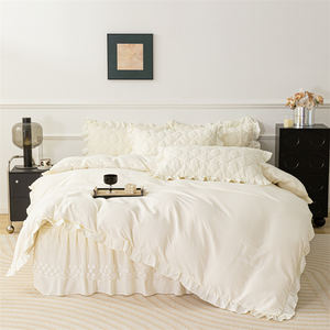 Ensemble de literie 100% coton de couleur unie Ensemble de literie à volants 4 pièces-Linge de <span class=keywords><strong>lit</strong></span> Girly mignon et doux de qualité supérieure avec volants - Product Image 1