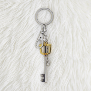 Llavero de Anime Personalizado, Colgante de Llave en Forma de Espada Esmaltada en Oro y Plata, Llavero Personalizado para Mochila de Moda - Product Image 1