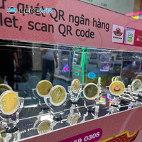 Máquina Expendedora de Monedas Conmemorativas Automática Personalizada LEKE VR OEM ODM, Pantalla Táctil de 32 Pulgadas, 550 Piezas