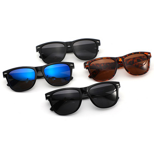 Lunettes de soleil polarisées classiques pour hommes, monture noire, verres bleus, protection UV400, conduite, voyage, tenues tendance - Product Image 4