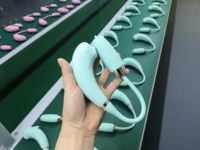 Kleiner Delfin-Saugmassager mit Leck- und Vibrationsfunktion & Vibrationsstab mit 10 Frequenzen, Silikon, wiederaufladbar für Erwachsenen-Vergnügen