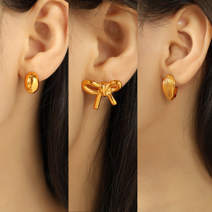 Pendientes de botón con forma de mariposa dorada, forma de C, geométricos, joyería de moda para mujer, regalo - Product Image 4